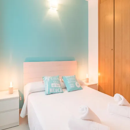 With Terrace, Pool, Parking Apartment Torremolinos