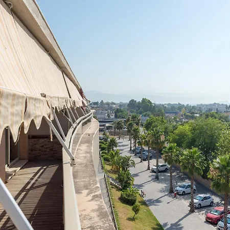 With Terrace, Pool, Parking Appartement